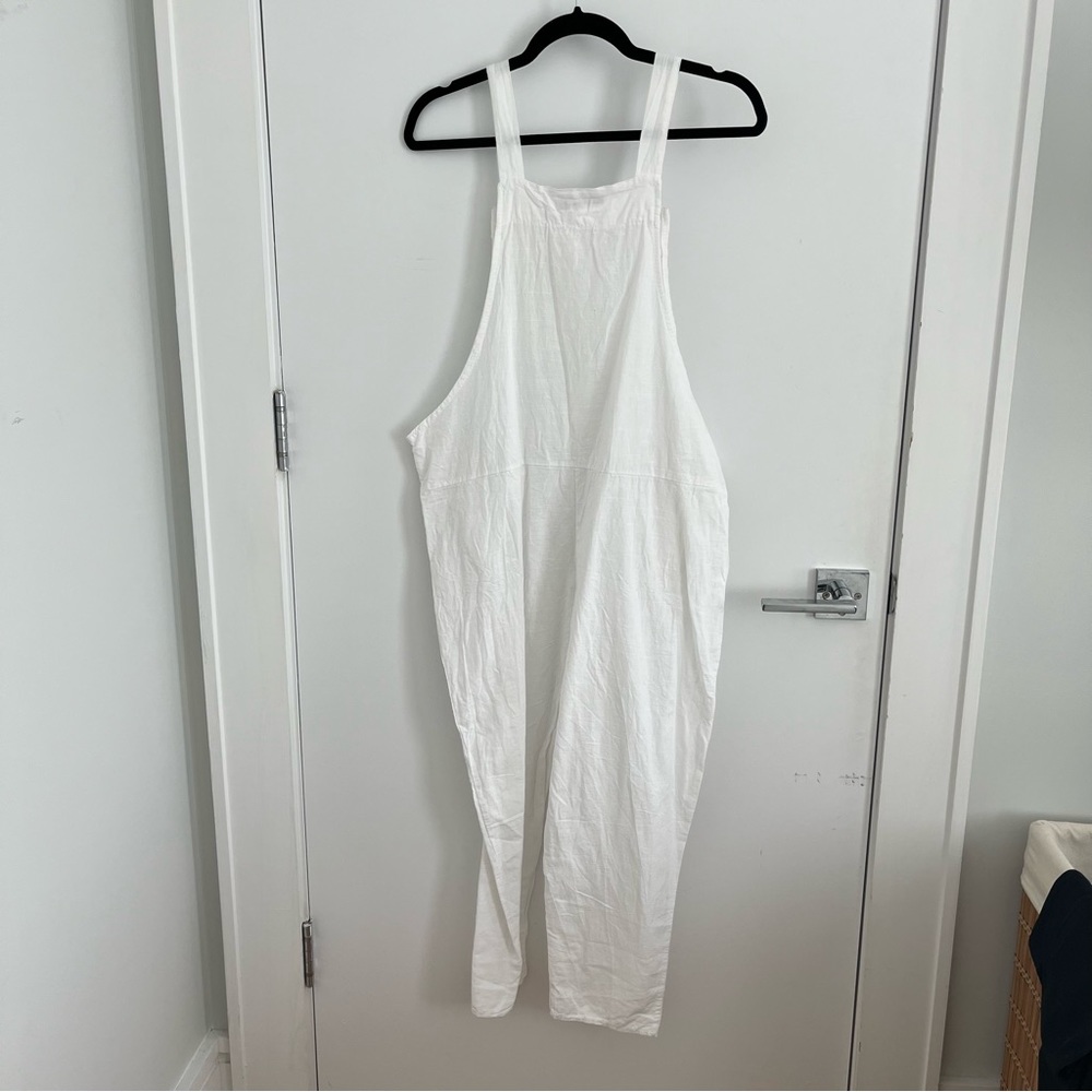 White Linen Jumpsuit One-Size - Picture 3 of 3
